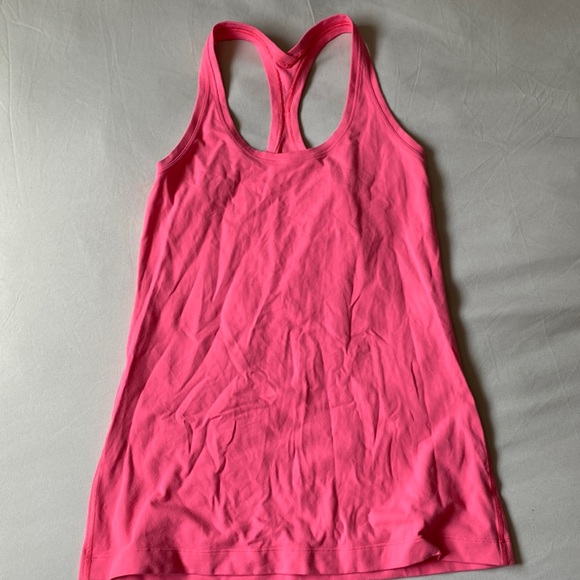 Lulu lemon pink tank top (no tag on but I believe it’s a size 8) - Picture 1 of 2